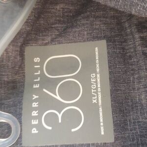 Perry Ellis men's XL short sleeve button down shirt